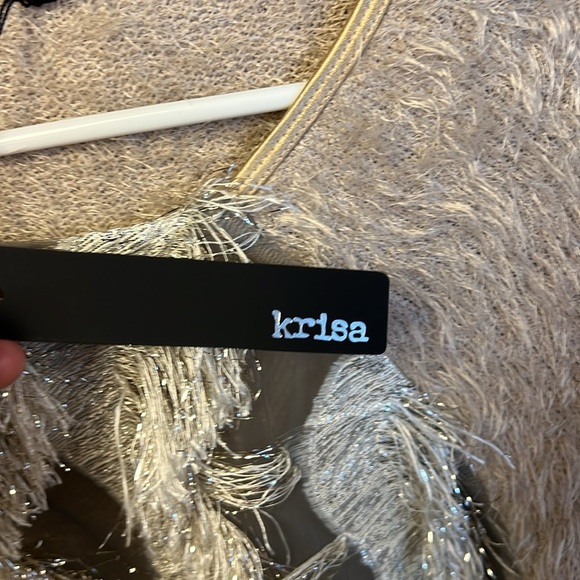 Krisa by Revolve Women’s long sleeve hairy knit sweater oversized warm winter XS - Picture 3 of 9